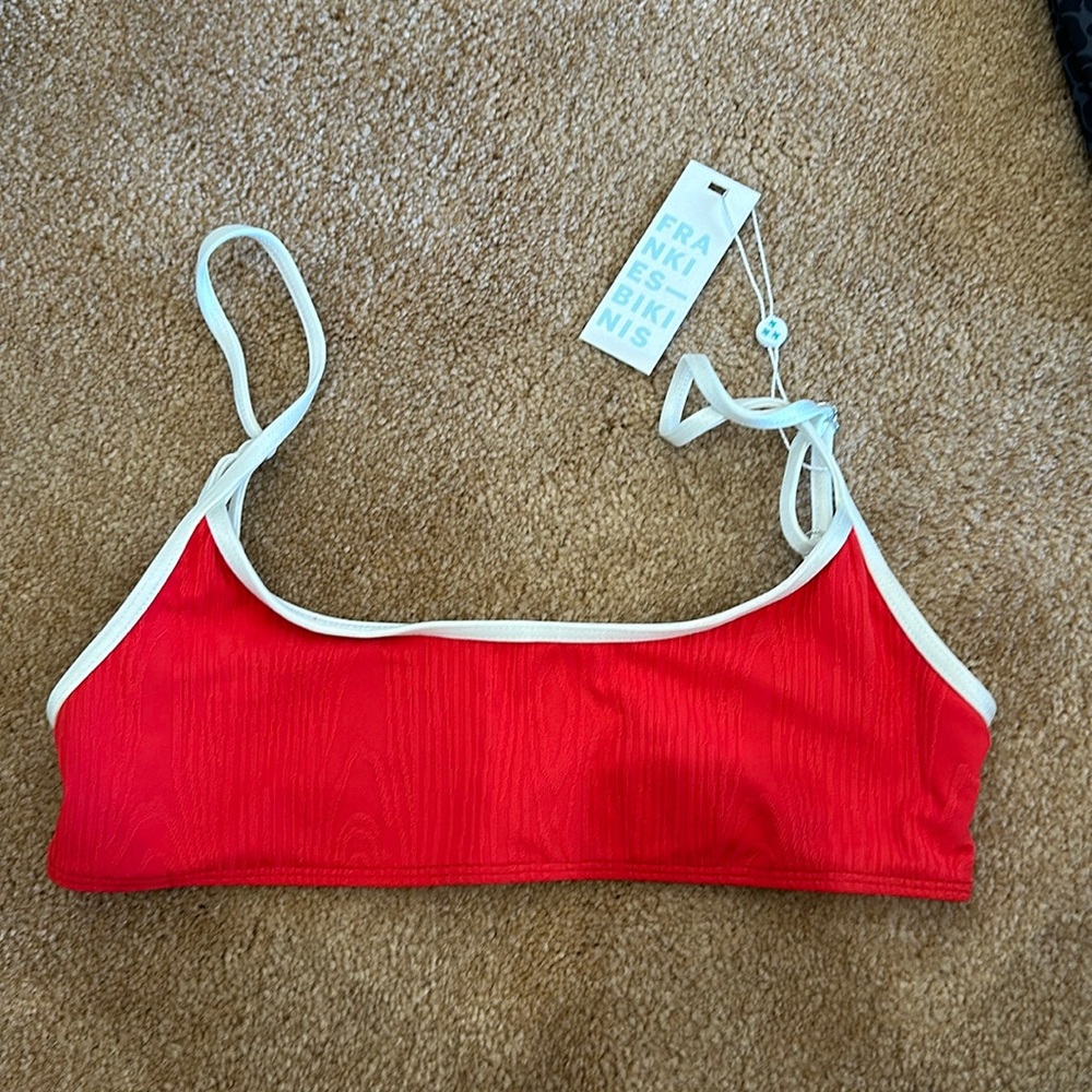 Frankies bikini top NWT